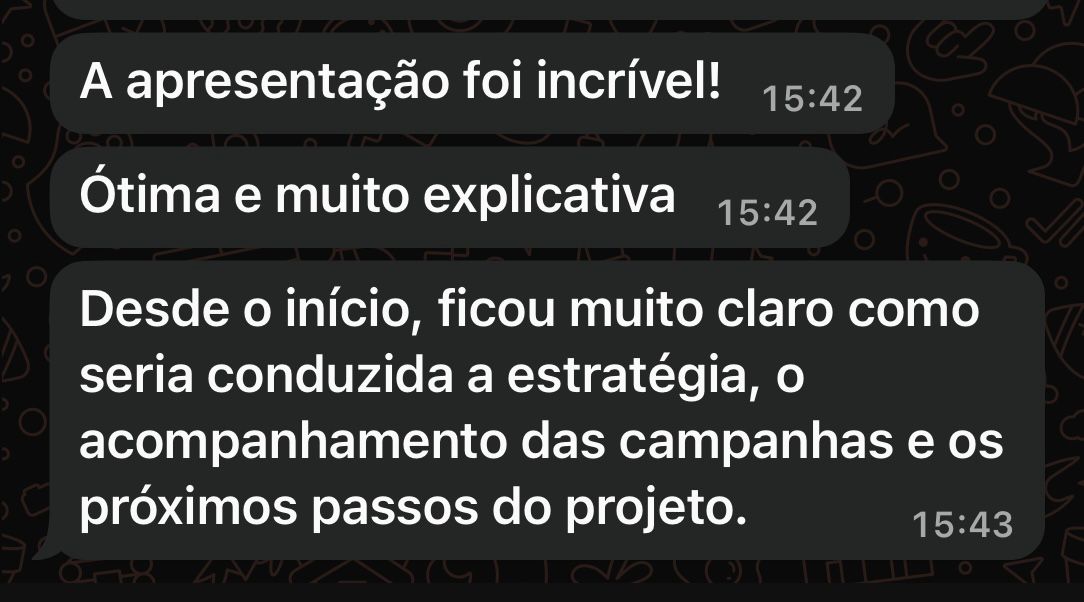 Conversa de WhatsApp de cliente elogiando a apresentação de estratégia da JV Mídia Digital
